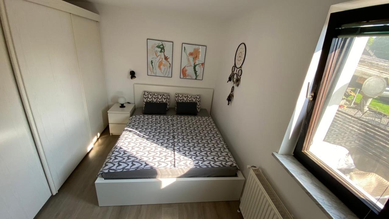 Apartma Nomad Νόβο Μέστο Εξωτερικό φωτογραφία